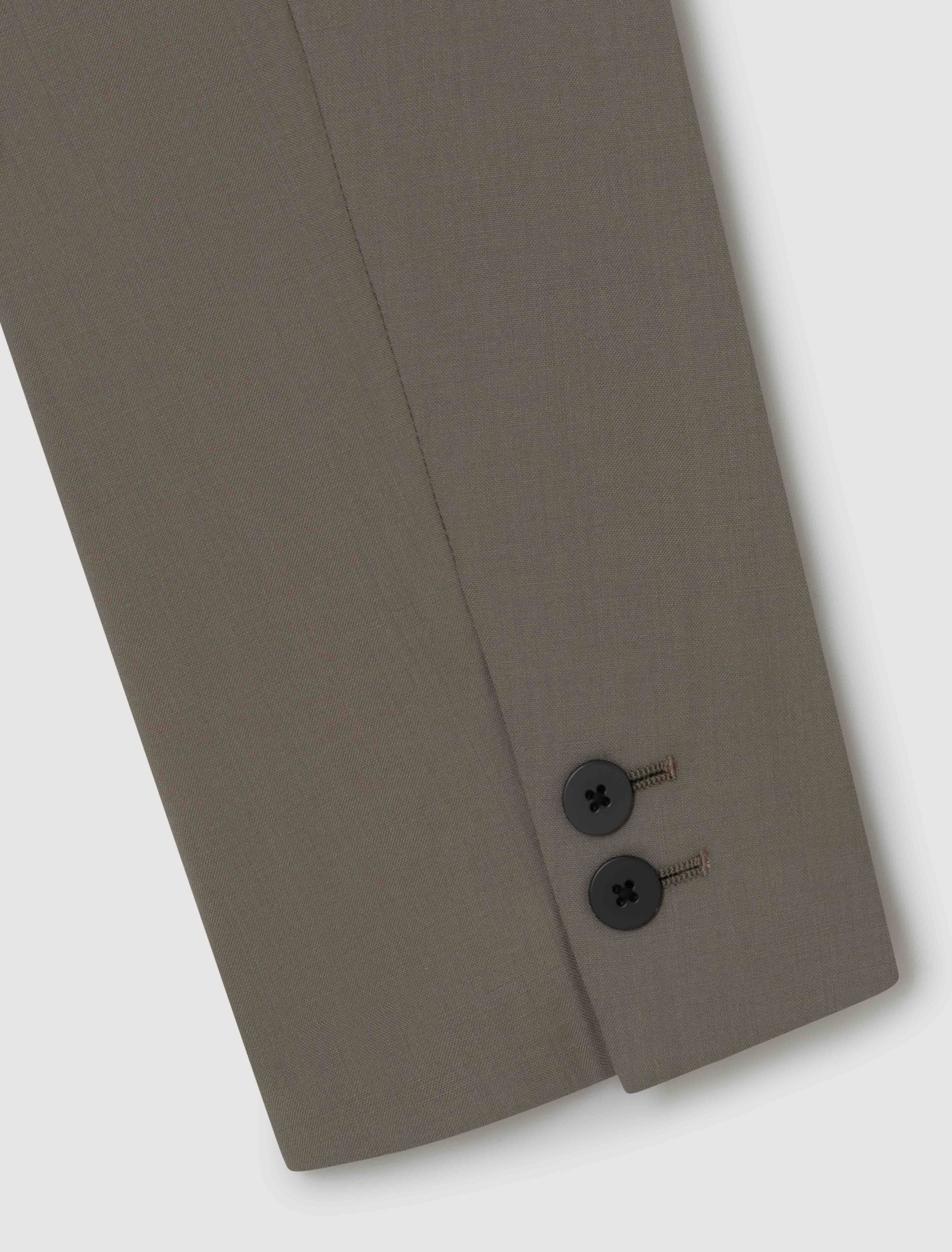 Cadore Jacket in Gray - Image 4