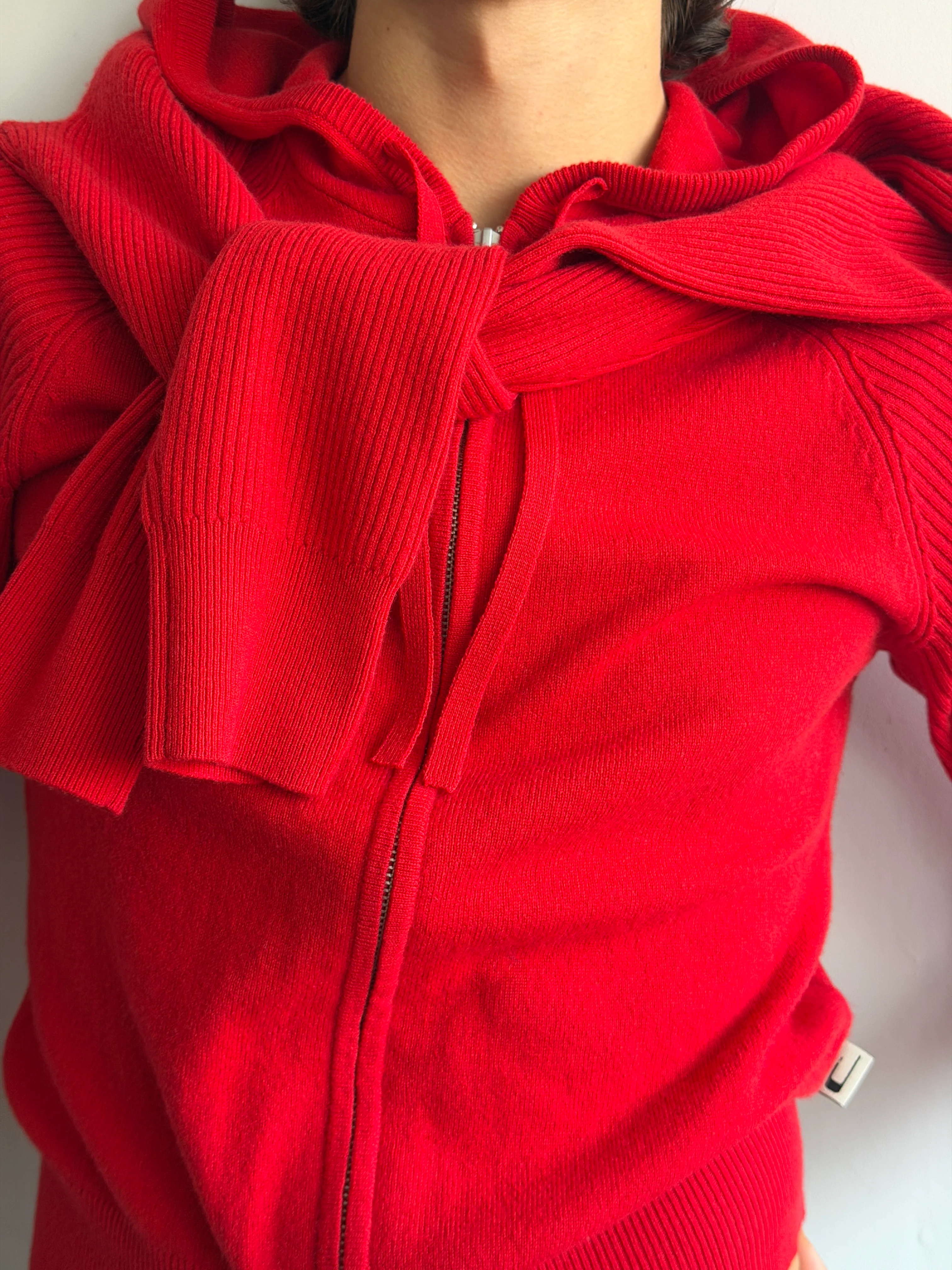 Matti Hoodie in Red - Image 4